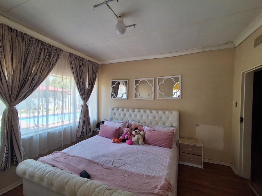 3 Bedroom Property for Sale in Songloed North West